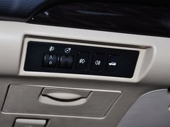 2013款 1.6L CVT 两厢精英版