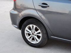 2013款 1.6L CVT 兩廂精英版
