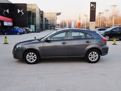 2013款 1.6L CVT 两厢精英版