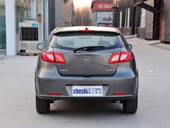 2013款 1.6L CVT 两厢精英版