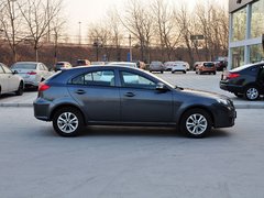 2013款 1.6L CVT 两厢精英版