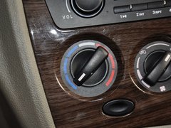 2013款 1.3L 手动 豪华型M13R