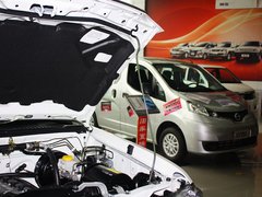 2013款 2.4L 手动 两驱标准型国V 5座