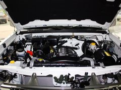 2013款 2.4L 手动 两驱标准型国V 5座