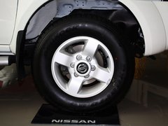 2013款 2.4L 手动 两驱标准型国V 5座