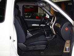 2013款 2.4L 手动 两驱标准型国V 5座