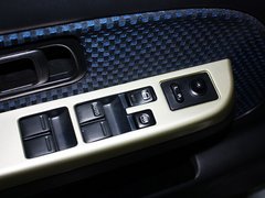 2013款 2.4L 手动 两驱标准型国V 5座