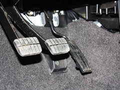 2013款 2.4L 手动 两驱标准型国V 5座