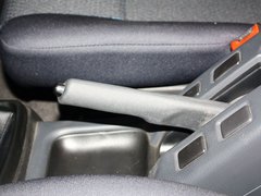 2013款 2.4L 手动 两驱标准型国V 5座