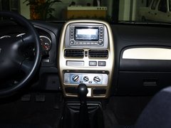 2013款 2.4L 手动 两驱标准型国V 5座