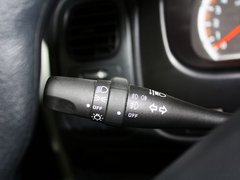 2013款 2.4L 手动 两驱标准型国V 5座