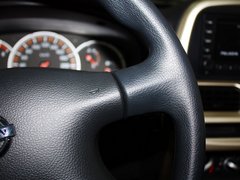 2013款 2.4L 手动 两驱标准型国V 5座
