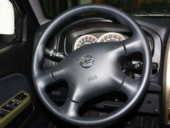 2013款 2.4L 手动 两驱标准型国V 5座