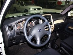 2013款 2.4L 手动 两驱标准型国V 5座