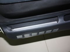 2013款 2.4L 手动 两驱标准型国V 5座