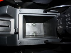 2013款 2.4L 手动 两驱标准型国V 5座