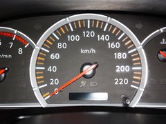2013款 2.4L 手动 两驱标准型国V 5座