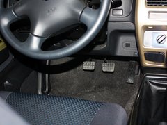 2013款 2.4L 手动 两驱标准型国V 5座