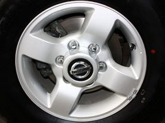 2013款 2.4L 手动 两驱标准型国V 5座