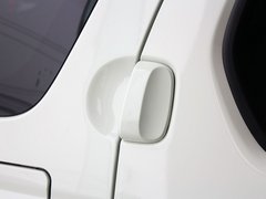 2013款 2.4L 手动 两驱标准型国V 5座