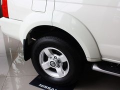 2013款 2.4L 手动 两驱标准型国V 5座
