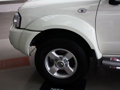 2013款 2.4L 手动 两驱标准型国V 5座