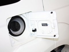 2013款 2.4L 手动 两驱标准型国V 5座