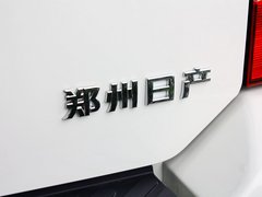 2013款 2.4L 手动 两驱标准型国V 5座