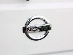 2013款 2.4L 手动 两驱标准型国V 5座