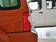 2013款 2.4L 手动 两驱标准型国V 5座