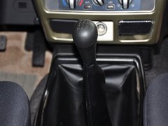 2013款 2.4L 手动 两驱标准型国V 5座