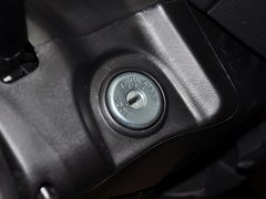 2013款 2.4L 手动 两驱标准型国V 5座