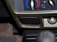 2013款 2.4L 手动 两驱标准型国V 5座