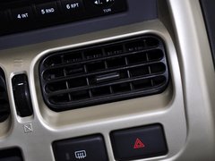 2013款 2.4L 手动 两驱标准型国V 5座