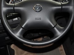 2013款 2.4L 手动 两驱标准型国V 5座