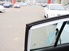 2013款 1.5L 手动 两厢 进取型