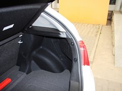 2013款 1.5L 手动 两厢 进取型