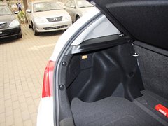 2013款 1.5L 手动 两厢 进取型