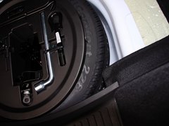 2013款 1.5L 手动 两厢 进取型