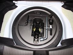 2013款 1.5L 手动 两厢 进取型