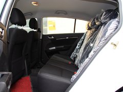 2013款 1.5L 手动 两厢 进取型