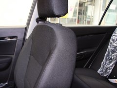 2013款 1.5L 手动 两厢 进取型