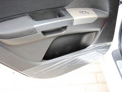 2013款 1.5L 手动 两厢 进取型
