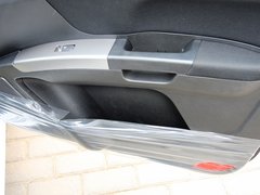 2013款 1.5L 手动 两厢 进取型