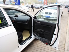 2013款 1.5L 手动 两厢 进取型