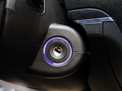 2013款 1.5L 手动 两厢 进取型