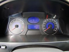 2013款 1.5L 手动 两厢 进取型