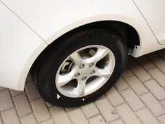 2013款 1.5L 手动 两厢 进取型