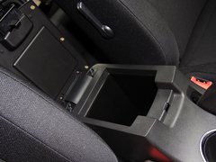 2013款 1.5L 手动 两厢 进取型