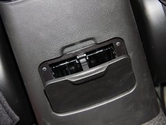 2013款 1.5L 手动 两厢 进取型